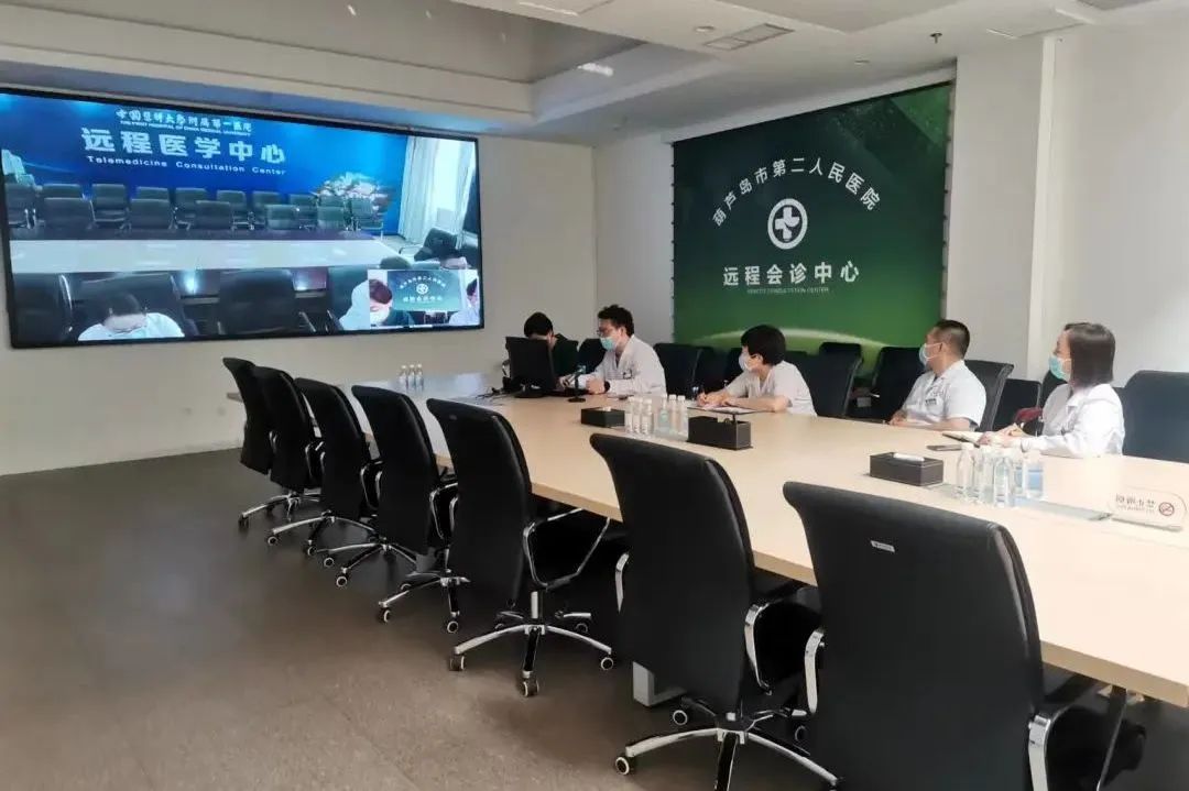 全省首家！中國醫(yī)科大學(xué)附屬第一醫(yī)院專家來“查房”，家門口享國內(nèi)優(yōu)質(zhì)醫(yī)療資源！(圖6)