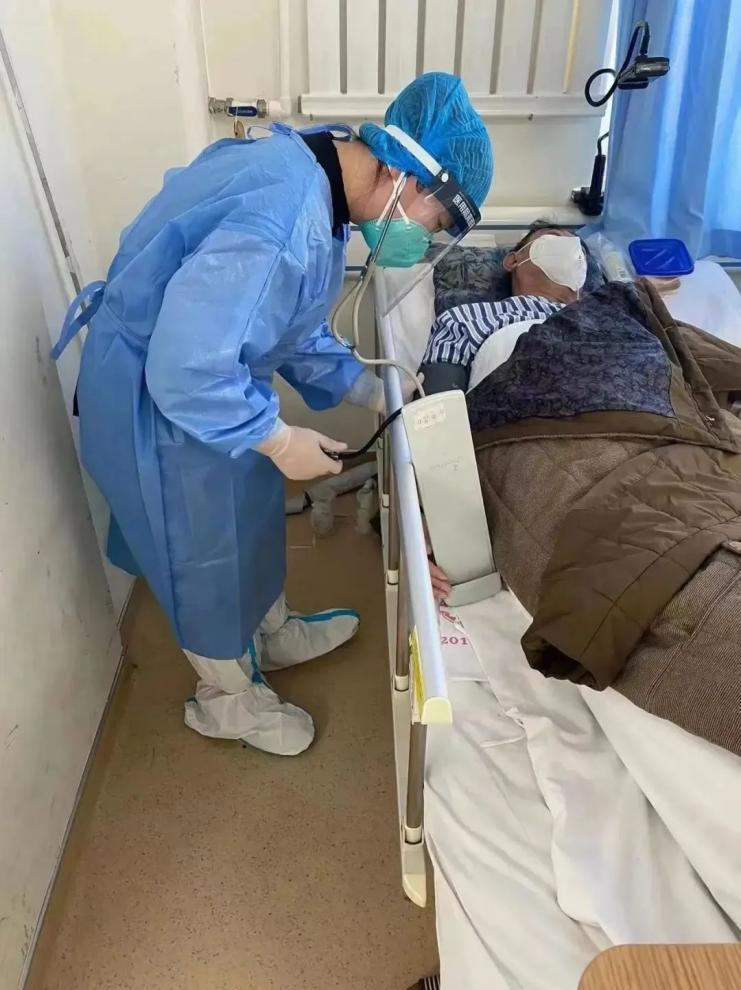 人民醫(yī)院為人民，市二院舉全院之力保障醫(yī)療救治，牢守生命防線！(圖4)